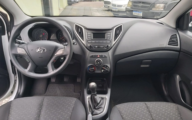 imagem-https://www.socarrao.com.br/sc-vehicle-images-prod/4441599/1792859989572-V2hhdHNBcHAgSW1hZ2UgMjAyNi0xMC0yMSBhdCAxOS4xOS41NiAoMTEpLmpwZWc.jpeg