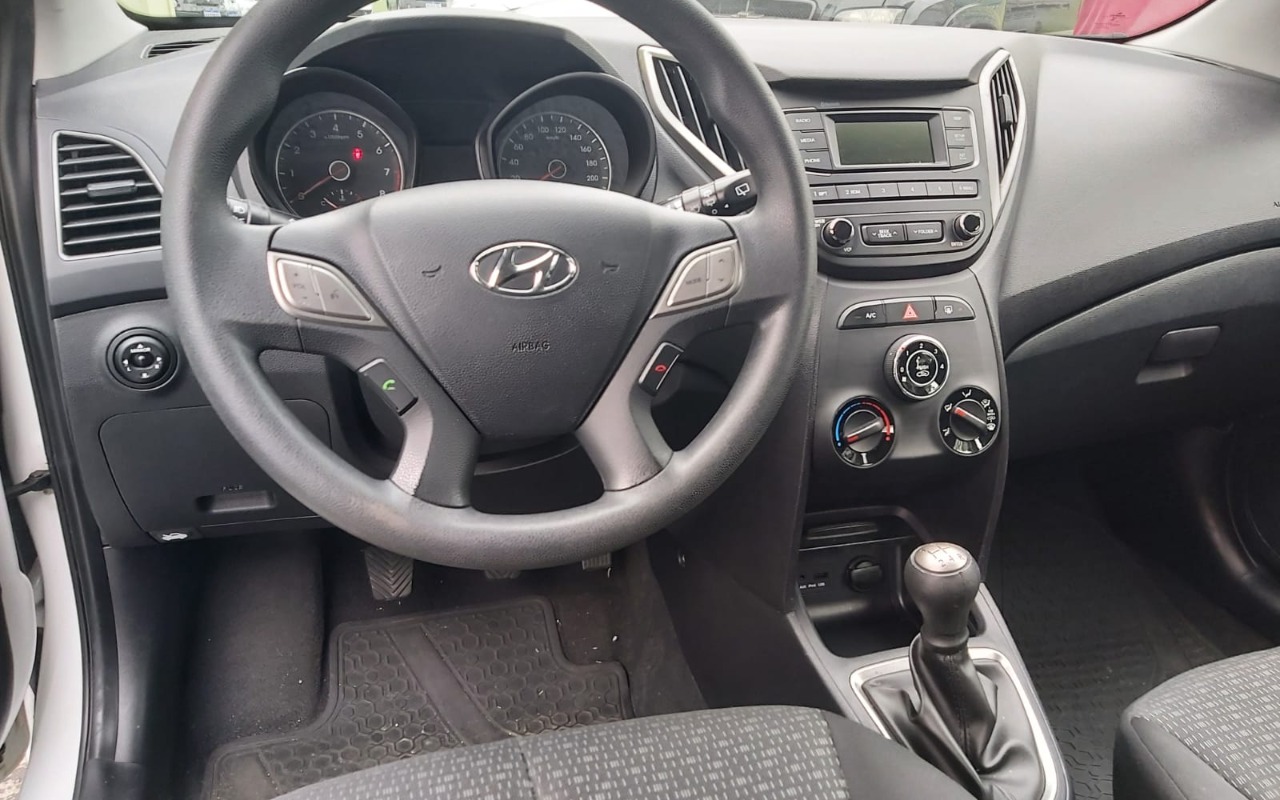 imagem-https://www.socarrao.com.br/sc-vehicle-images-prod/4441599/1792859989671-V2hhdHNBcHAgSW1hZ2UgMjAyNi0xMC0yMSBhdCAxOS4xOS41NiAoMTYpLmpwZWc.jpeg