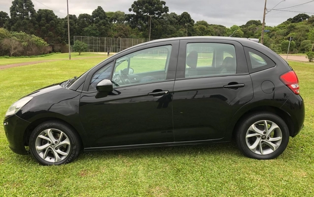 imagem-https://www.socarrao.com.br/sc-vehicle-images-prod/44416/1781529572926-Jmvhs9d0Vwi7DQmS2wanu4111EuwSVhF.jpg