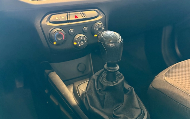 imagem-https://www.socarrao.com.br/sc-vehicle-images-prod/4441601/1792860068213-21dd60f9-d64e-4fb5-b0dd-8c64ee76bb08.jpg