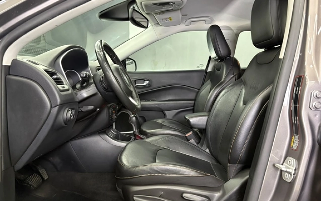 imagem-https://www.socarrao.com.br/sc-vehicle-images-prod/4441603/1792860409528-e66f08d6-67f8-6562-9b30-2408ef94211c-whatsappimage2026-10-24at102109jpeg.jpg