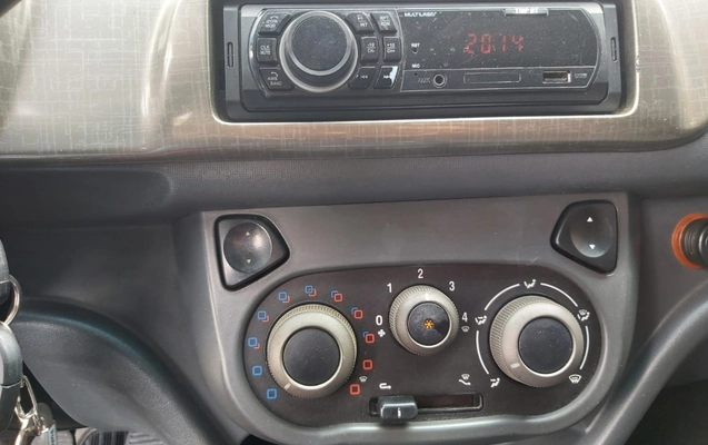 imagem-https://www.socarrao.com.br/sc-vehicle-images-prod/4441604/1792860242945-RmlhdCBXYXkgMTcuanBlZw.jpeg