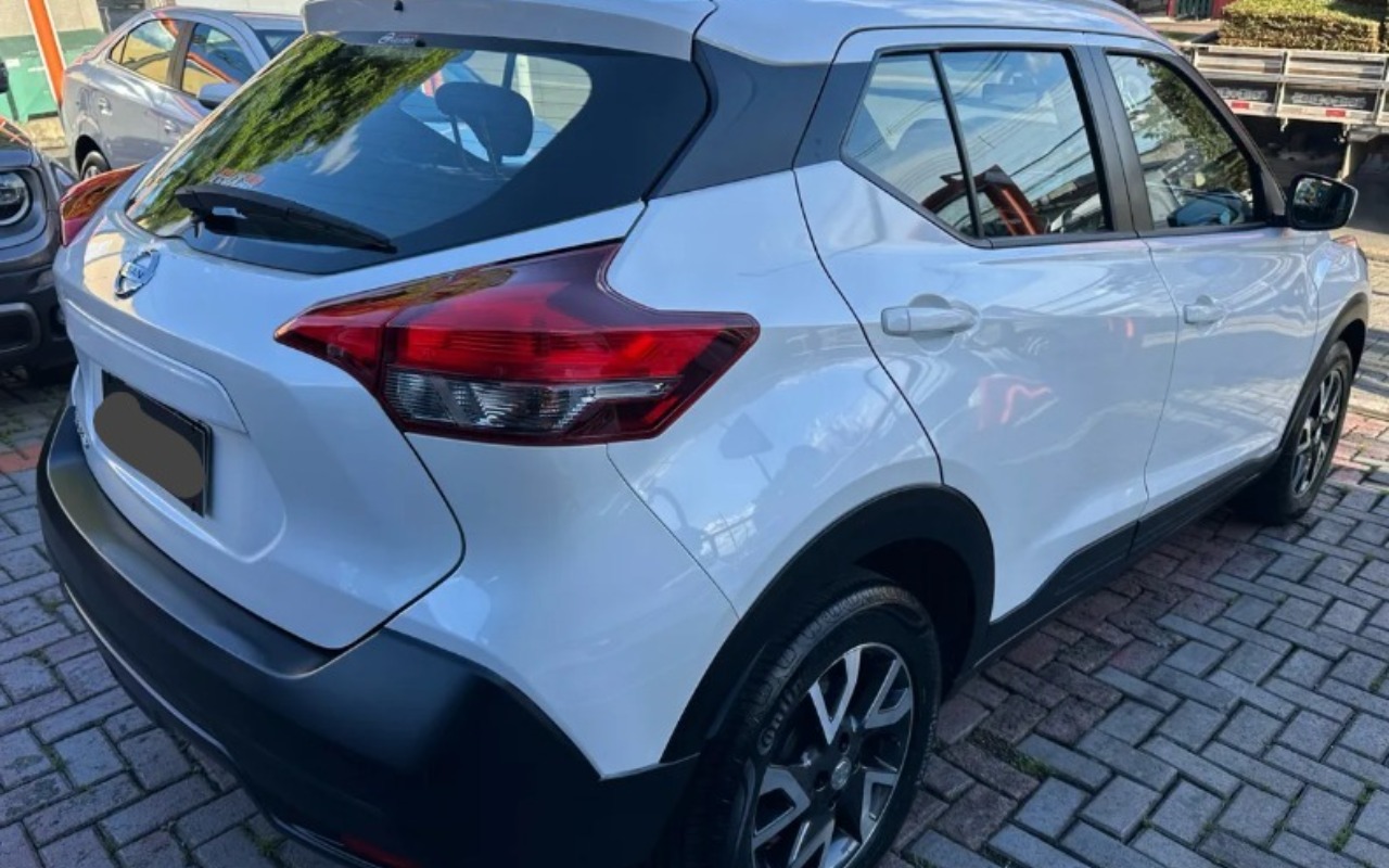 imagem-https://www.socarrao.com.br/sc-vehicle-images-prod/4441611/1792860516545-V2hhdHNBcHAgSW1hZ2UgMjAyNi0xMC0yMSBhdCAxMS4zMi4xMi5qcGVn.jpeg
