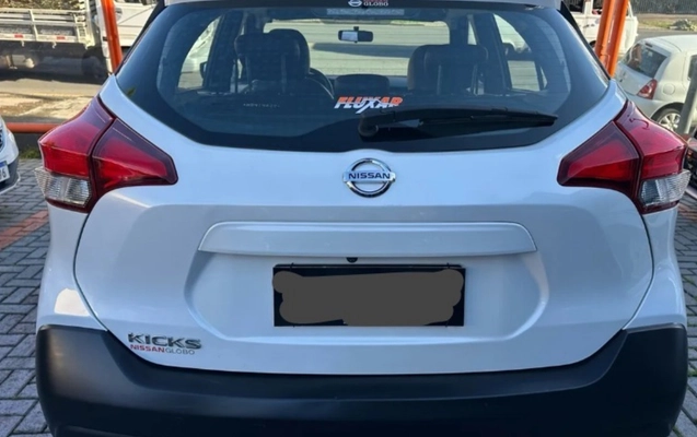 imagem-https://www.socarrao.com.br/sc-vehicle-images-prod/4441611/1792860516756-V2hhdHNBcHAgSW1hZ2UgMjAyNi0xMC0yMSBhdCAxMS4zMy40Ni5qcGVn.jpeg