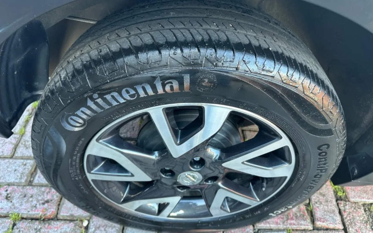 imagem-https://www.socarrao.com.br/sc-vehicle-images-prod/4441611/1792860517136-V2hhdHNBcHAgSW1hZ2UgMjAyNi0xMC0yMSBhdCAxMS4zNS4zNS5qcGVn.jpeg