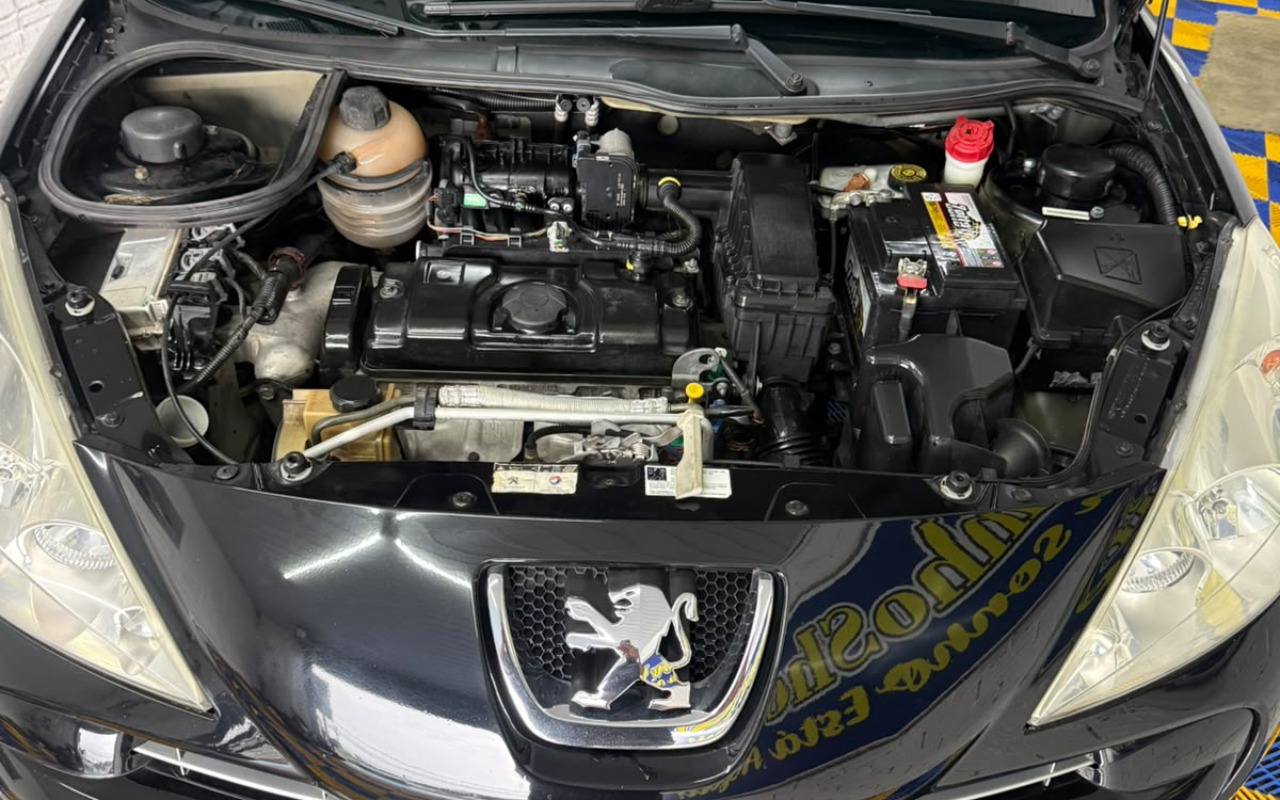 imagem-https://www.socarrao.com.br/sc-vehicle-images-prod/4441612/1792860547231-V2hhdHNBcHAgSW1hZ2UgMjAyNi0xMC0yNCBhdCAxMy40NC4zNy5qcGVn.jpeg