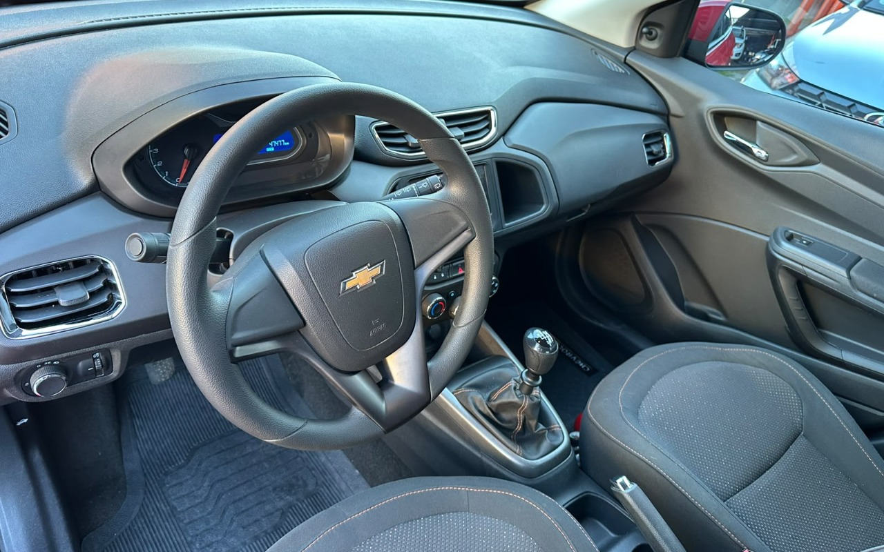 imagem-https://www.socarrao.com.br/sc-vehicle-images-prod/4441614/1792860707842-V2hhdHNBcHAgSW1hZ2UgMjAyNi0xMC0yMCBhdCAxMi4wMy4yNCAoMikuanBlZw.jpeg