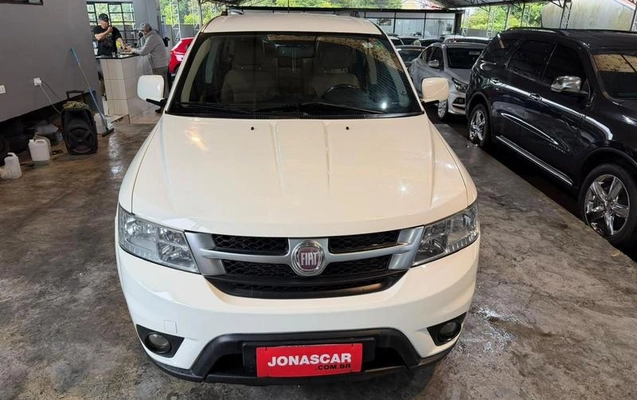 imagem-https://www.socarrao.com.br/sc-vehicle-images-prod/4441618/1792860892518-8604203_1_B_1a850a0007.jpeg