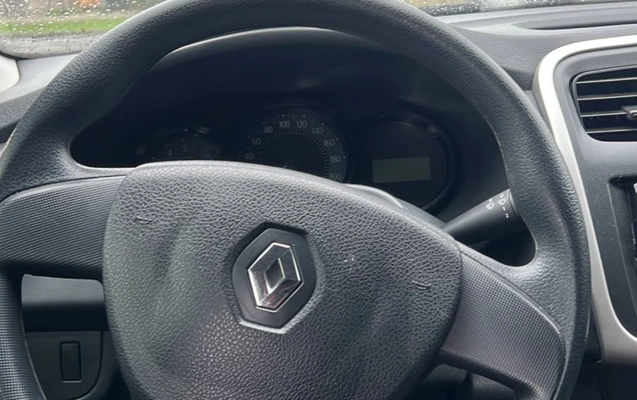 imagem-https://www.socarrao.com.br/sc-vehicle-images-prod/4441621/1792860950468-V2hhdHNBcHAgSW1hZ2UgMjAyNi0xMC0yMCBhdCAxMS41NC4xNS5qcGVn.jpeg