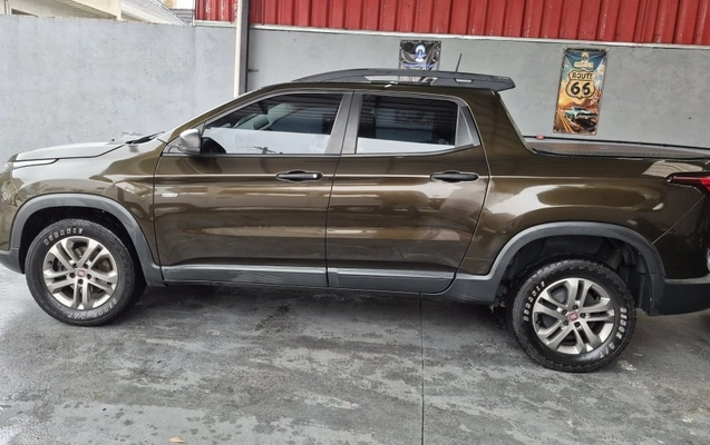 imagem-https://www.socarrao.com.br/sc-vehicle-images-prod/4441623/1792860994104-vehicle_image_1792860721_a51d141a42f855303466b7718bdcb535.jpeg