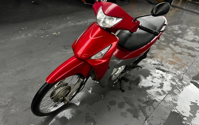 imagem-https://www.socarrao.com.br/sc-vehicle-images-prod/4441653/1792861863471-XDeDv2NOm6BlZ2Xwum5hjQzmmEBFSW7v.jpg