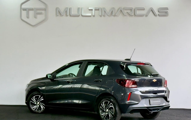 imagem-https://www.socarrao.com.br/sc-vehicle-images-prod/4441662/1792862076131-7d1aef9146174068a49faf253bcdbf1a_1792584659762.jpg