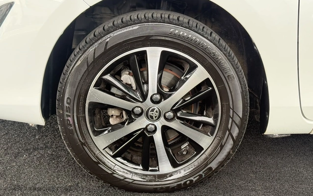 imagem-https://www.socarrao.com.br/sc-vehicle-images-prod/4441664/1792862107839-424b065fc52d4ee1ae2be49bb017e9ff_1792536844428.jpg
