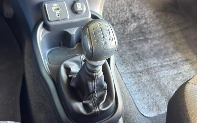imagem-https://www.socarrao.com.br/sc-vehicle-images-prod/4441678/1792862174803-3097fcdac7274edfb1b43f75217f4f24_1787228930776.jpg