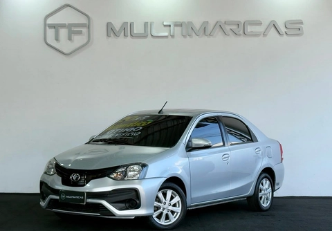Toyota Etios 2020 Prata — foto 1 de 3