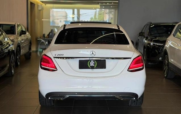 imagem-https://www.socarrao.com.br/sc-vehicle-images-prod/4441727/1792864433056-8522396_12_B_b89c996753.jpeg
