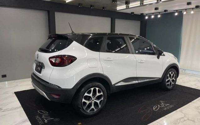 imagem-https://www.socarrao.com.br/sc-vehicle-images-prod/4441737/1792865795853-8588553_2_B_7d246dc0f9.jpeg