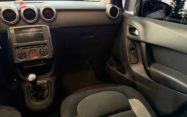 imagem-https://www.socarrao.com.br/sc-vehicle-images-prod/4441740/1792868326118-8604377_7_B_2ccc3c392c.jpeg