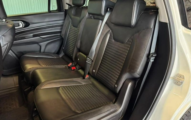 imagem-https://www.socarrao.com.br/sc-vehicle-images-prod/4441968/1792867180673-8379039_11_B_e620ce4f91.jpeg