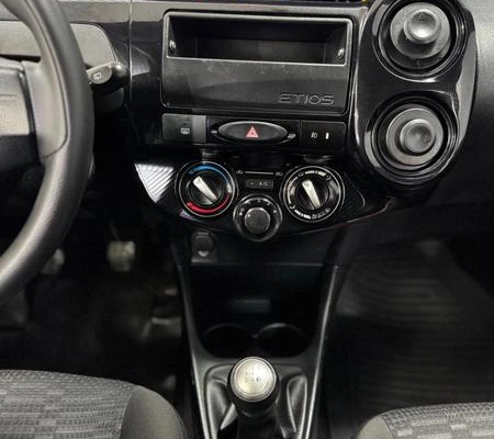 imagem-https://www.socarrao.com.br/sc-vehicle-images-prod/4442108/1792867570138-8575748_19_B_bafbe96ca9.jpeg
