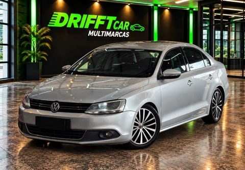 Volkswagen Jetta 2011 Prata — foto 1 de 3