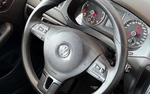 imagem-https://www.socarrao.com.br/sc-vehicle-images-prod/4442124/1792868603306-8_013353.jpg