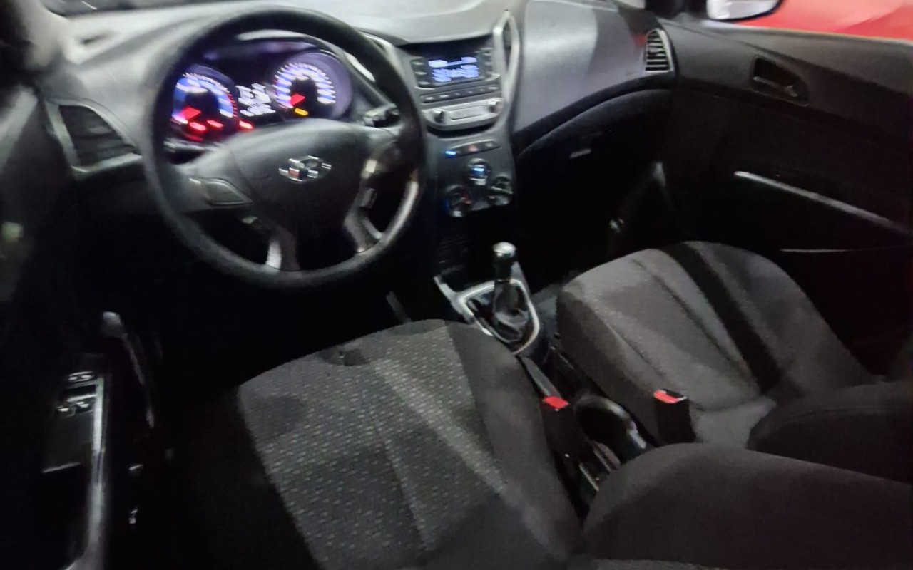 imagem-https://www.socarrao.com.br/sc-vehicle-images-prod/4442142/1792875864359-V2hhdHNBcHAgSW1hZ2UgMjAyNi0xMC0yNCBhdCAxNy41OS41NS5qcGVn.jpeg