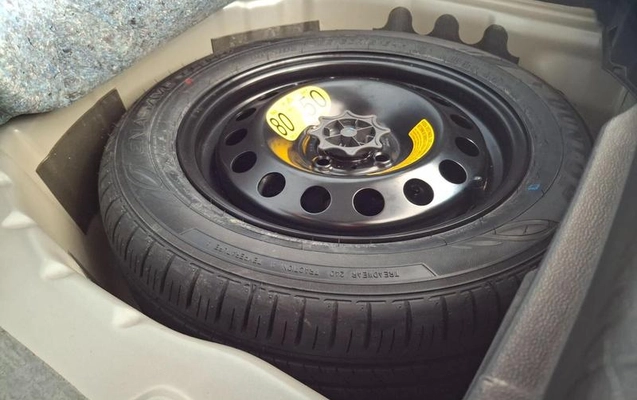 imagem-https://www.socarrao.com.br/sc-vehicle-images-prod/4442214/1792874456271-8494523_24_B_55d2017103.jpeg