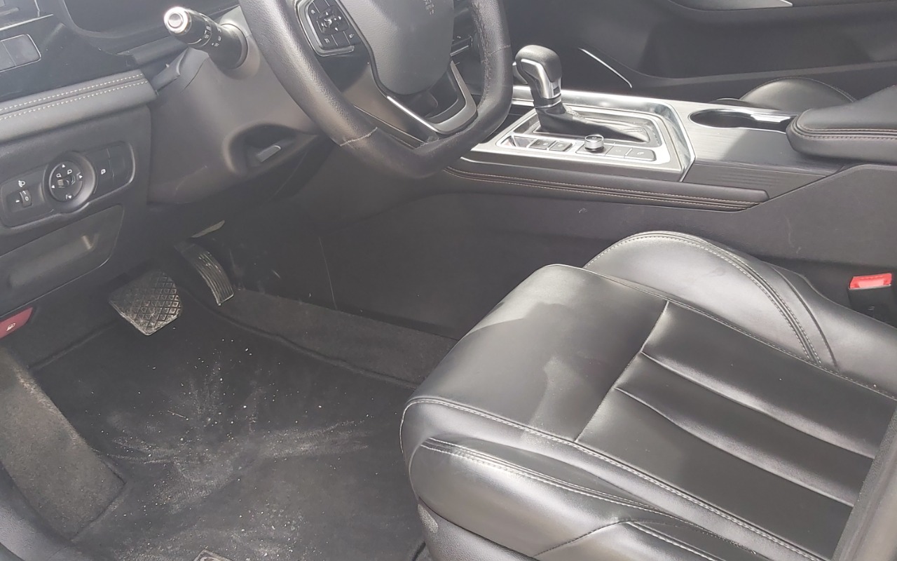 imagem-https://www.socarrao.com.br/sc-vehicle-images-prod/4442222/1792875085860-MjAyNjEwMTdfMTM1MDExLmpwZw.jpg