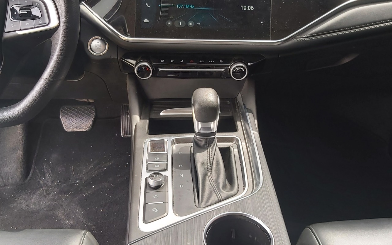 imagem-https://www.socarrao.com.br/sc-vehicle-images-prod/4442222/1792875086354-MjAyNjEwMTdfMTM1MDU2LmpwZw.jpg