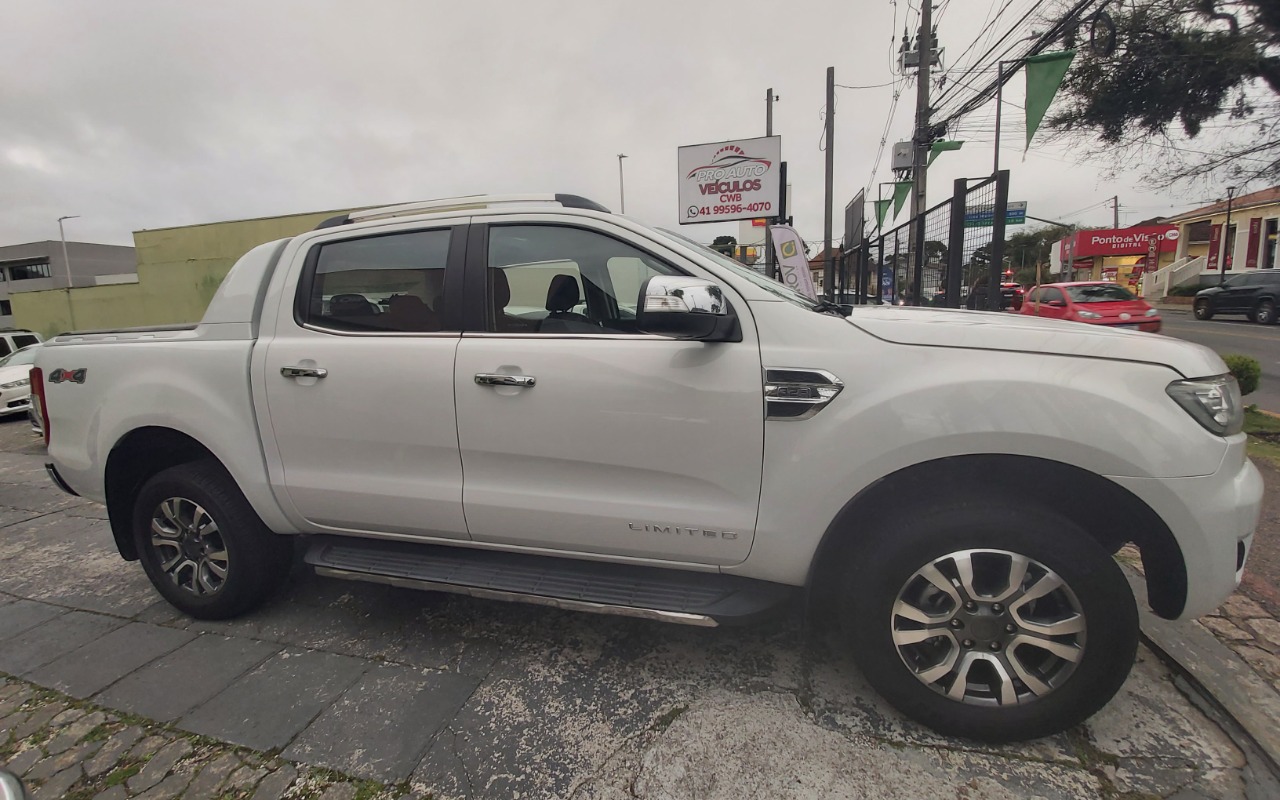 imagem-https://www.socarrao.com.br/sc-vehicle-images-prod/4442234/1792876111094-MjAyNjA5MjRfMTc0MzI5LmpwZw.jpg