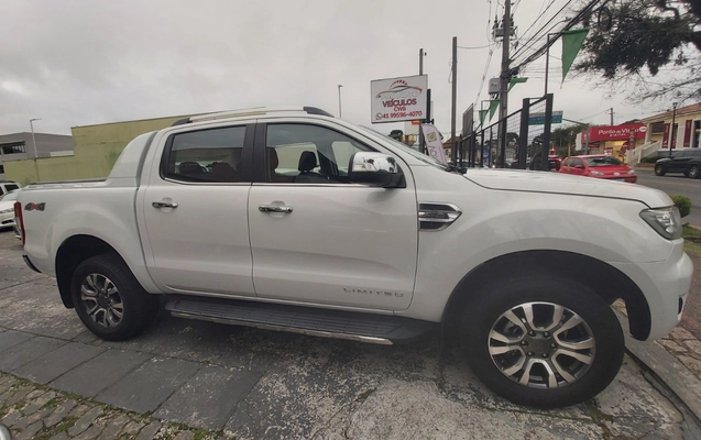 imagem-https://www.socarrao.com.br/sc-vehicle-images-prod/4442234/1792876111094-MjAyNjA5MjRfMTc0MzI5LmpwZw.jpg