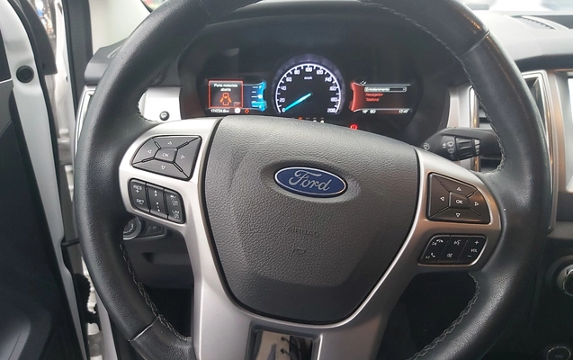 imagem-https://www.socarrao.com.br/sc-vehicle-images-prod/4442234/1792876112025-MjAyNjA5MjRfMTc0NzIyLmpwZw.jpg