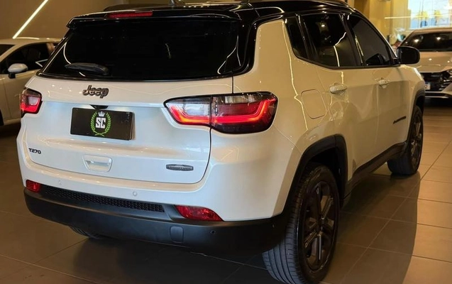 imagem-https://www.socarrao.com.br/sc-vehicle-images-prod/4442249/1792876878406-8530139_1_B_4a7806d9d9.jpeg