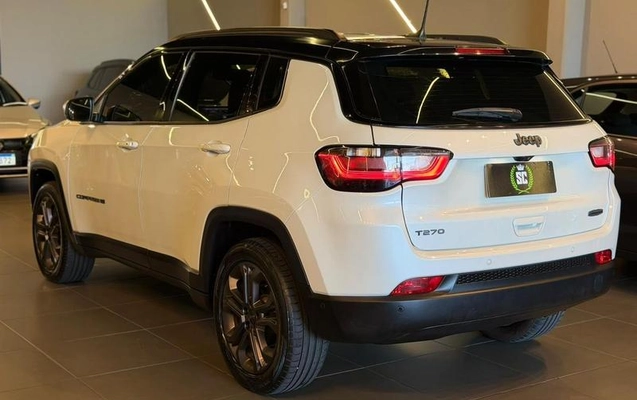 imagem-https://www.socarrao.com.br/sc-vehicle-images-prod/4442249/1792876878411-8530139_8_B_bddc4389a8.jpeg
