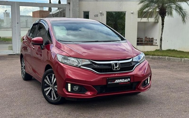 imagem-https://www.socarrao.com.br/sc-vehicle-images-prod/4442255/1792882786406-8604581_15_B_8a9d757ebe.jpeg