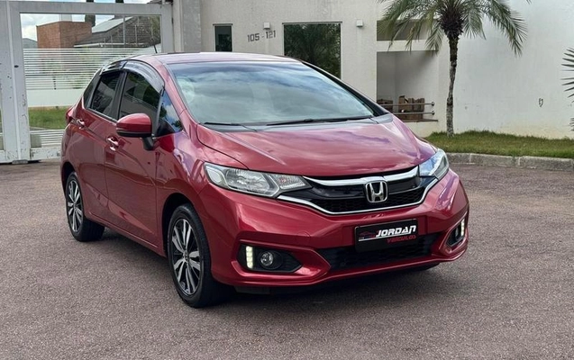imagem-https://www.socarrao.com.br/sc-vehicle-images-prod/4442255/1792882786408-8604581_18_B_c4727e9aa9.jpeg