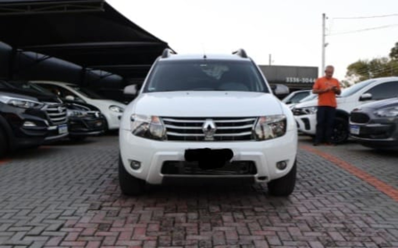 Renault Duster 2015 Branco — foto 1 de 3