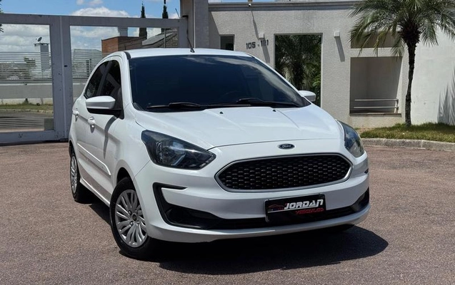 imagem-https://www.socarrao.com.br/sc-vehicle-images-prod/4442263/1792882807674-8604590_15_B_fe21288a48.jpeg