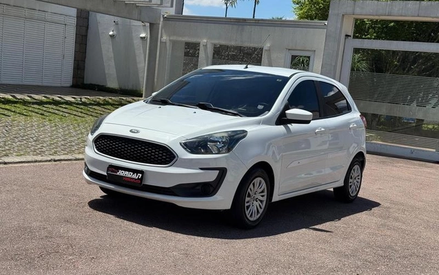 imagem-https://www.socarrao.com.br/sc-vehicle-images-prod/4442263/1792882807704-8604590_16_B_bddb3bc745.jpeg