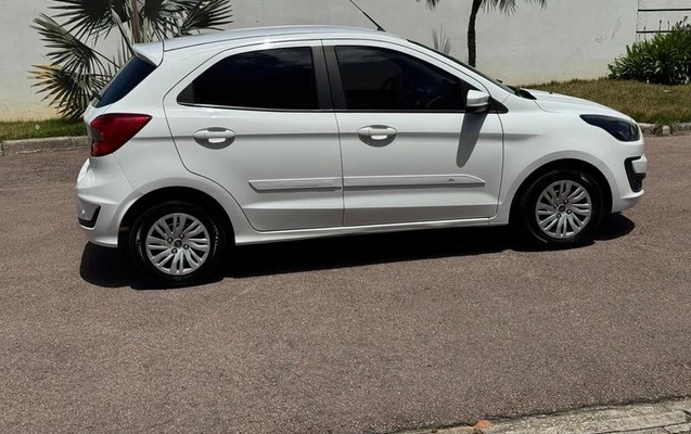 imagem-https://www.socarrao.com.br/sc-vehicle-images-prod/4442263/1792882807715-8604590_16_B_2a1fc18cd3.jpeg
