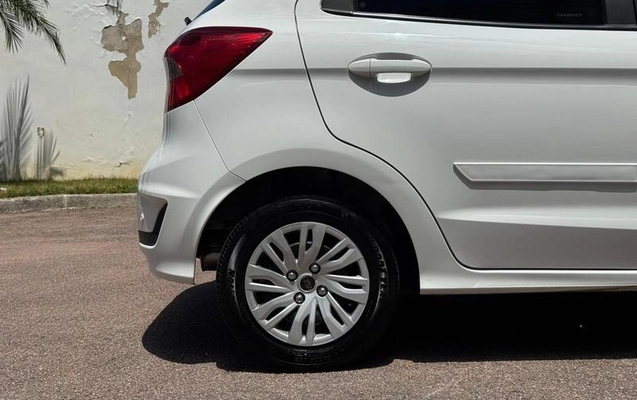 imagem-https://www.socarrao.com.br/sc-vehicle-images-prod/4442263/1792882807754-8604590_11_B_56bab5fc90.jpeg