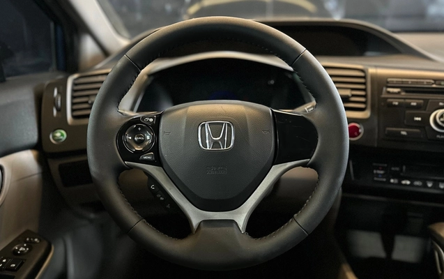 imagem-https://www.socarrao.com.br/sc-vehicle-images-prod/4442307/1792883452370-6_053524.jpg