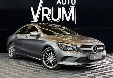 Mercedes-Benz CLA-200 2017 Cinza — foto 1 de 3