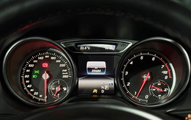 imagem-https://www.socarrao.com.br/sc-vehicle-images-prod/4442314/1792883828712-7_024517.jpg