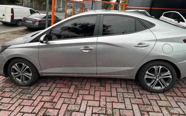 imagem-https://www.socarrao.com.br/sc-vehicle-images-prod/4442344/1792887566410-SU1HLTIwMjYxMDI0LVdBMDEwMy5qcGc.jpg