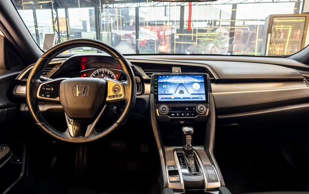 imagem-https://www.socarrao.com.br/sc-vehicle-images-prod/4442348/1792887964273-eb1dbb26-2b0e-4329-9b5d-2d43a28fd0a3.jpg