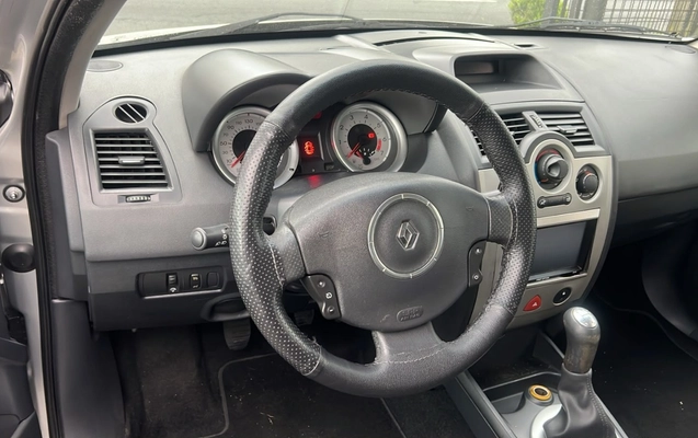 imagem-https://www.socarrao.com.br/sc-vehicle-images-prod/4442386/1792896785969-SU1HLTIwMjYxMDIyLVdBMDExNC5qcGc.jpg