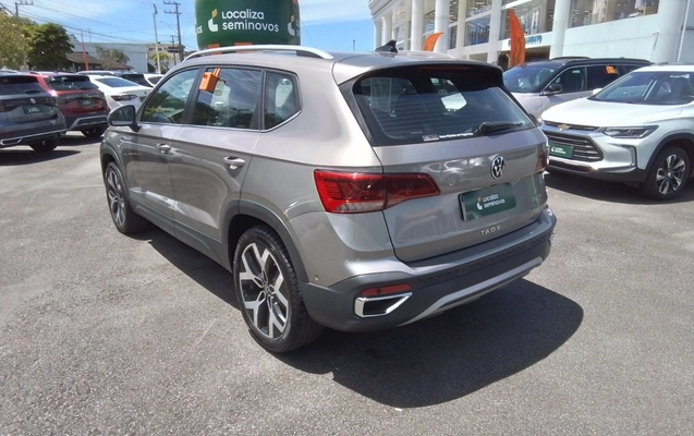 imagem-https://www.socarrao.com.br/sc-vehicle-images-prod/4442456/1792899466779-1_105145.jpg