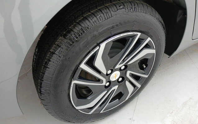 imagem-https://www.socarrao.com.br/sc-vehicle-images-prod/4442487/1792899541032-1_043356.jpg